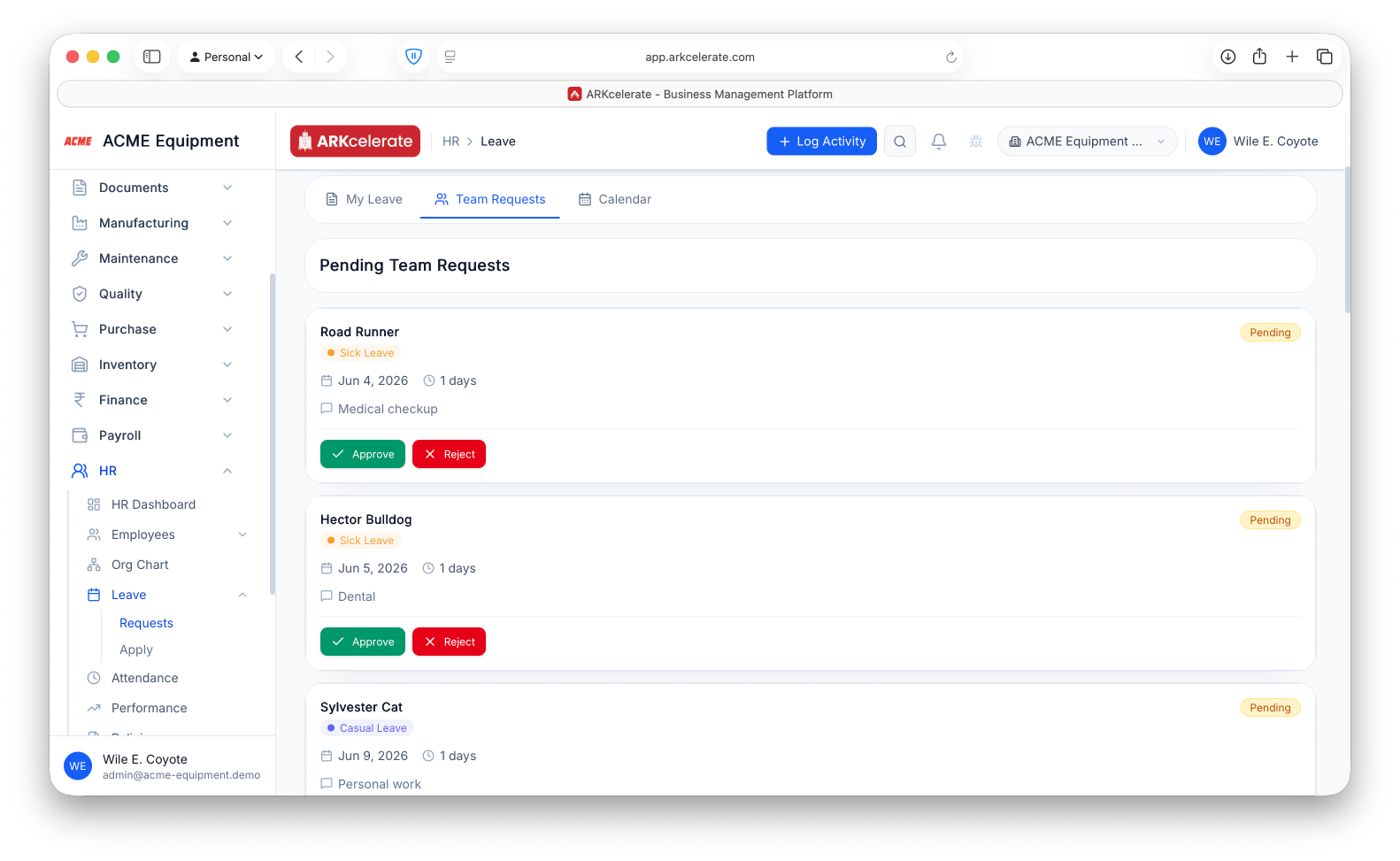 Team leave requests — pending approvals with type, dates and reason.